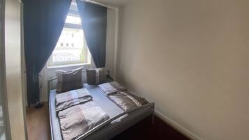 2 Schlafzimmer, Bügeleisen/Bügelbrett, Reisekinderbett, WLAN