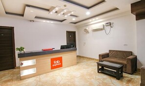 Reception - FabHotel Aerosky Inn (New Delhi)