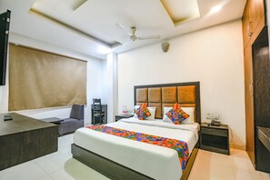 Phòng Deluxe | Bộ trải giường bằng vải cotton Ai Cập, bộ đồ giường cao cấp 