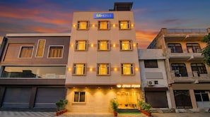 Exterior - Fabhotel Aryan Grand (Amritsar)