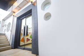 Entrée de l’hébergement