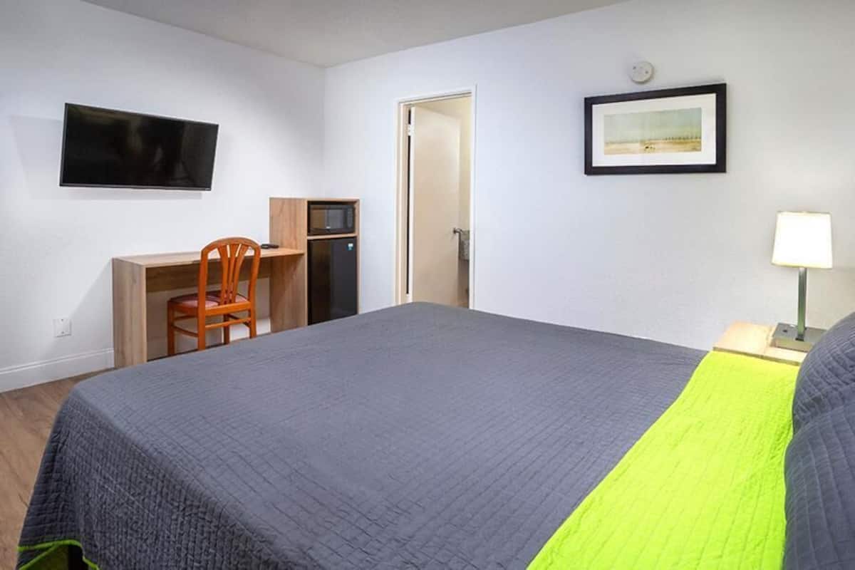 Chambre Confort, 1 grand lit