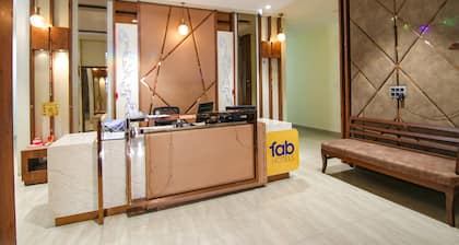 Fabhotel K9 Regency