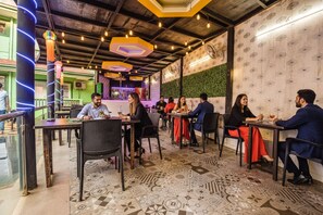 Restaurant - FabExpress Jesant Valley Resort (Candolim)