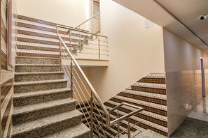 Lobby - Fabhotel Hari Residency (Chandigarh)