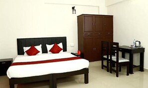 Lakens van Egyptisch katoen, luxe beddengoed, een kluis op de kamer