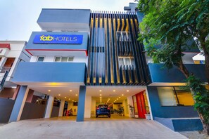 Front of property - Fabhotel Welcome Inn (Chennai)