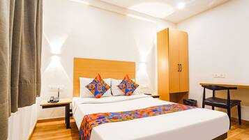 Family Room | Egyptian cotton sheets, premium bedding, in-room safe, free WiFi