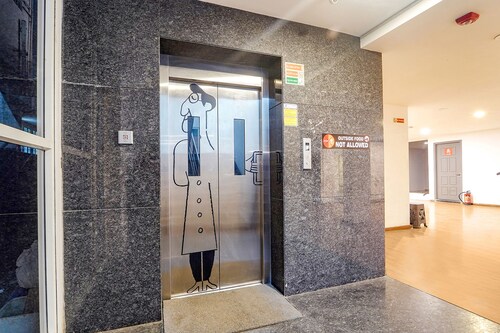 Fabhotel Welcome Inn