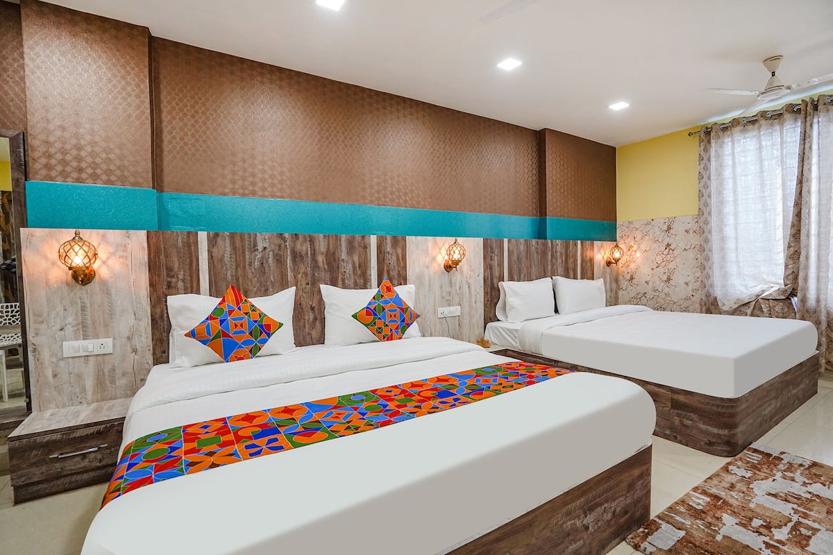 Habitación familiar, 1 cama de matrimonio grande | Sábanas de algodón egipcio, ropa de cama de alta calidad, caja fuerte