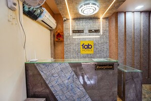 Reception - Fabhotel Rs Residency (Varanasi)