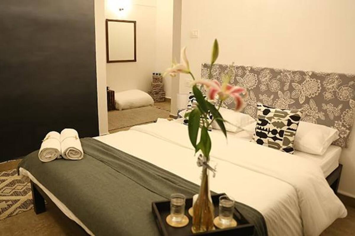 Egyptian cotton sheets, premium bedding, in-room safe, free WiFi