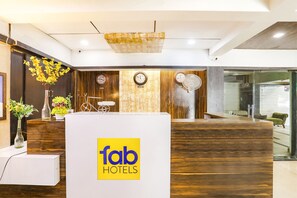 Reception - Fabhotel Shirdi Park Inn (Rahata)