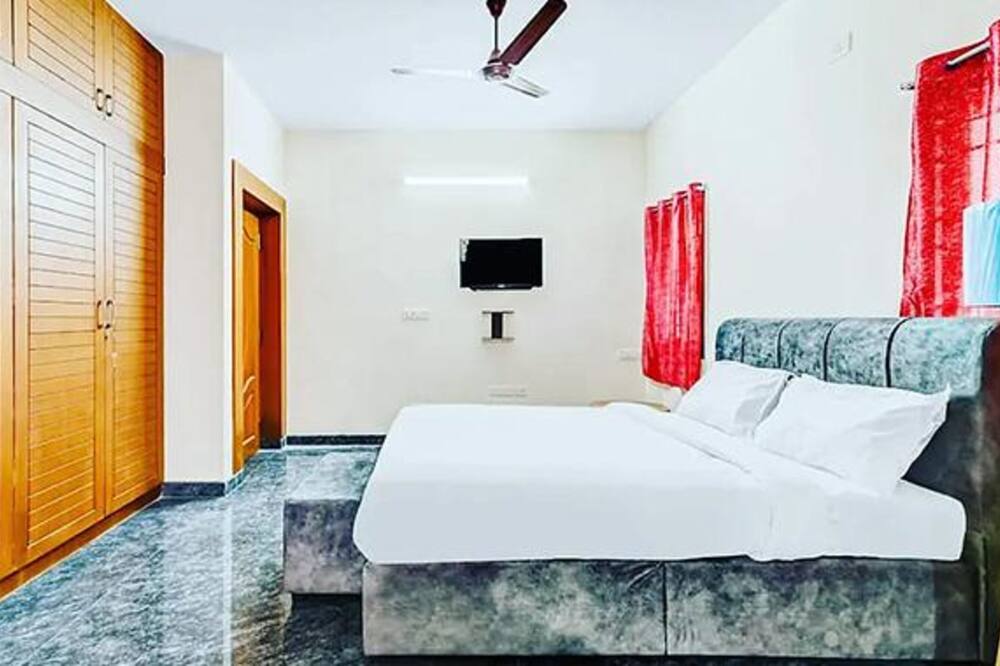 Fabexpress Aathira Inn