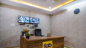 Reception - Fabhotel Cozy (Hyderabad)