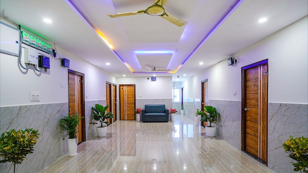 Lobby - Fabhotel Cozy (Hyderabad)