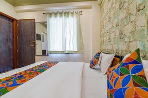 Egyptian cotton sheets, premium bedding, free WiFi, bed sheets - Fabhotel Bungalow 18 (Jaipur)