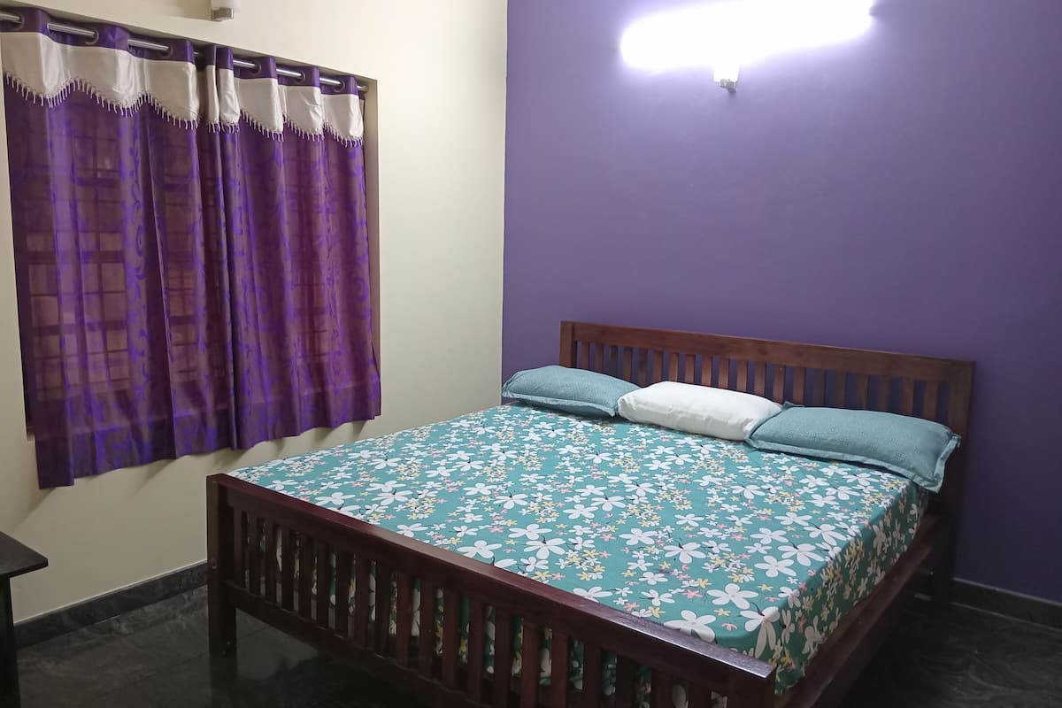 Junior Suite | 1 bedroom, premium bedding, free WiFi, bed sheets