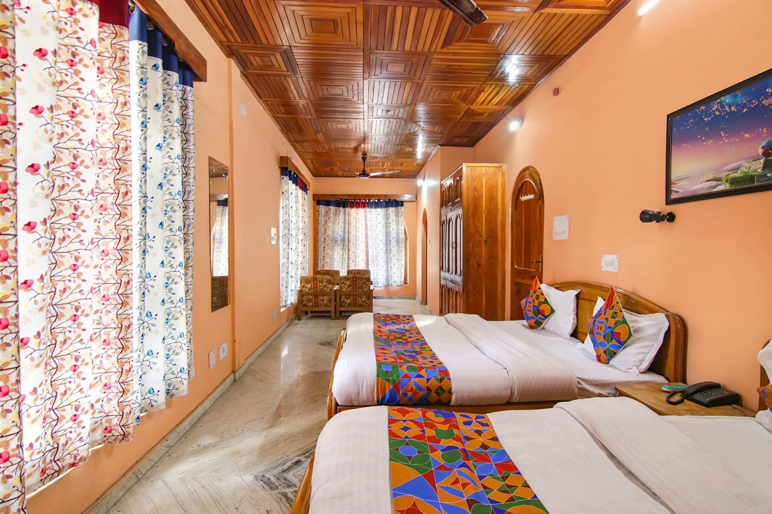 Egyptian cotton sheets, premium bedding, free WiFi, bed sheets