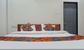 Deluxe Room | Egyptian cotton sheets, premium bedding, free WiFi, bed sheets