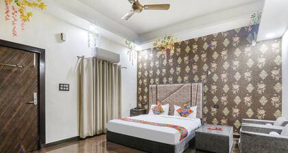 Fabhotel Sky Awadh