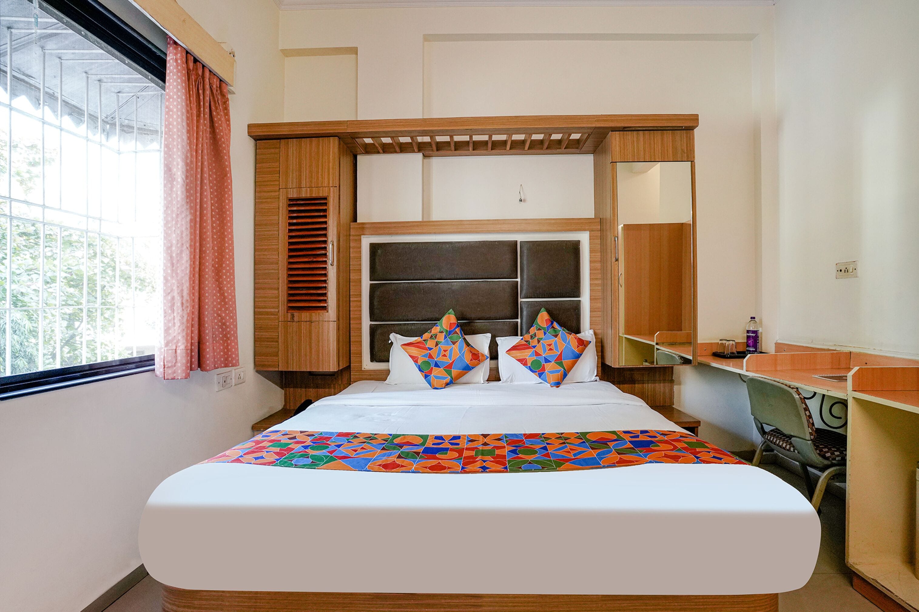 Deluxe kamer | Lakens van Egyptisch katoen, luxe beddengoed, gratis wifi, beddengoed