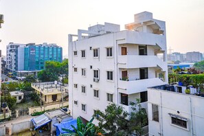 View from property - Fabhotel Q Suites (Hyderabad)