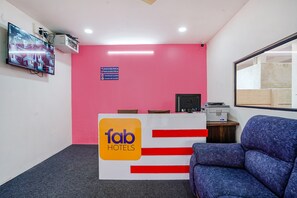 Reception - Fabhotel Q Suites (Hyderabad)