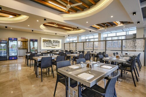 Fabhotel Priya Lodging