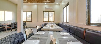 Fabhotel Priya Lodging