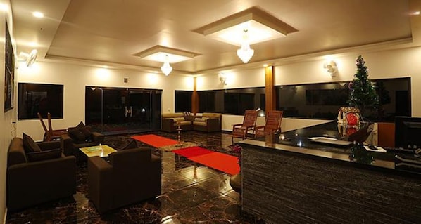 Reception - Fabhotel Prime Moon Hill Resorts (Devikolam)
