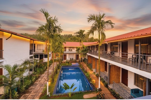 FabHotel Morjim Bliss - Nr. Morjim & Ashwem Beach