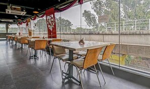 Restaurant - Fabexpress The Trinity Woods (Bengaluru)