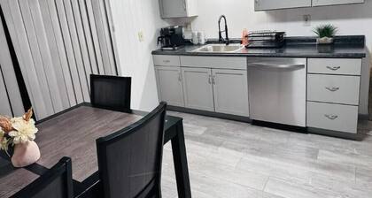 Charming 2BR home with a garage