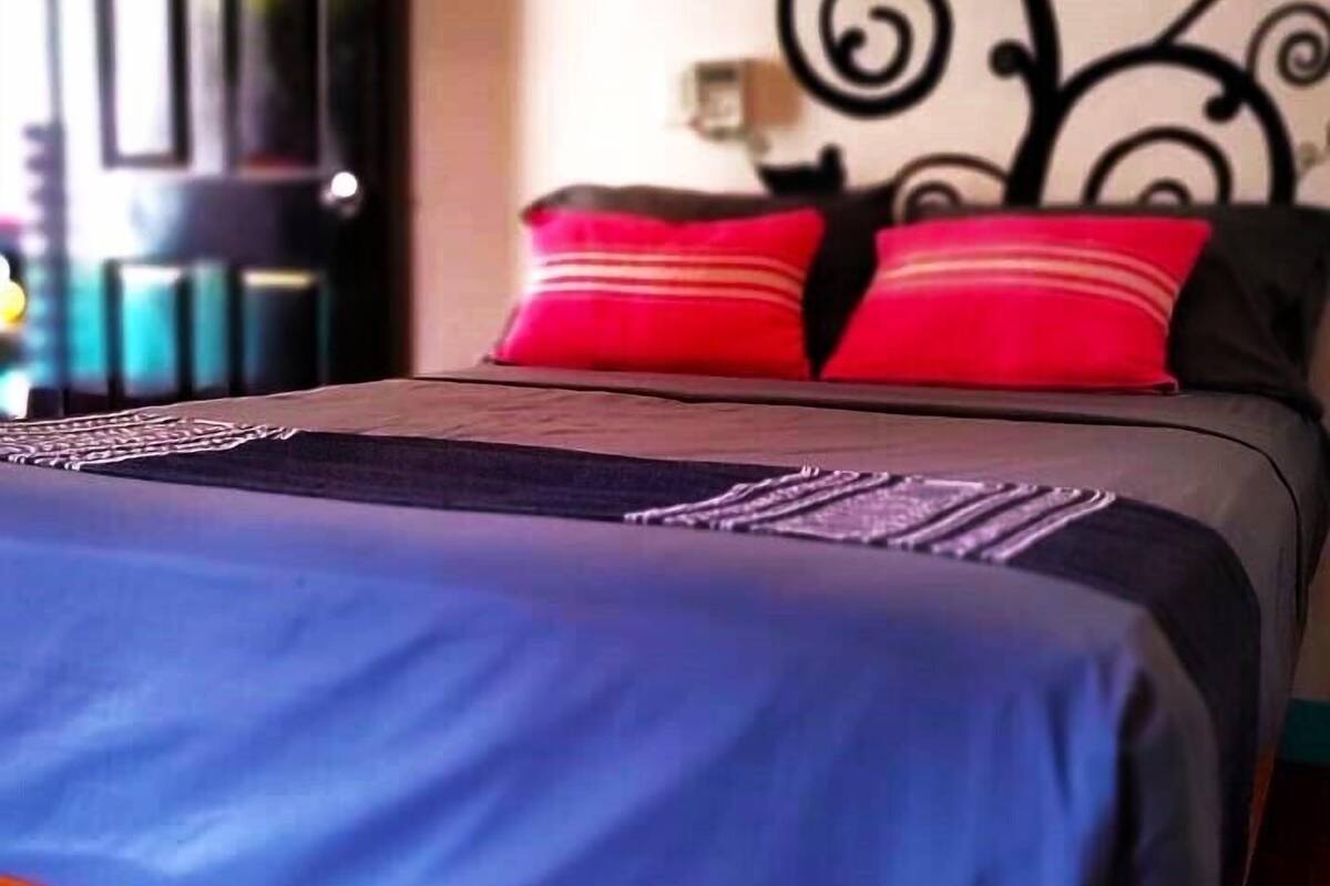 Comfort Single Room | WiFi (free)