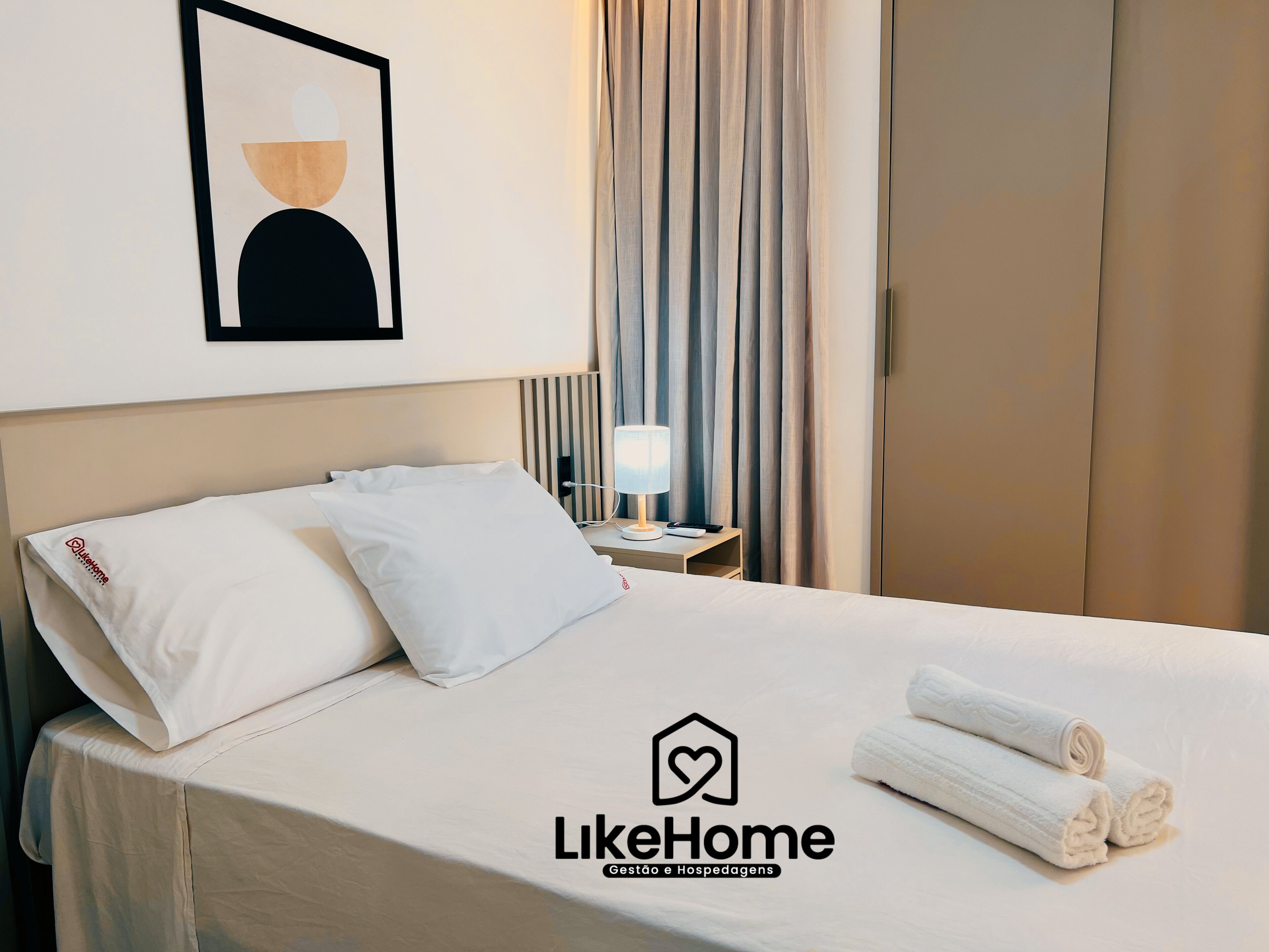 Studio | Individually furnished, free WiFi, bed sheets