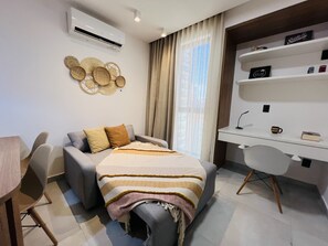 Firemannsrom   – basic | Oppholdsområde | En 32-tommers TV med digitale kanaler