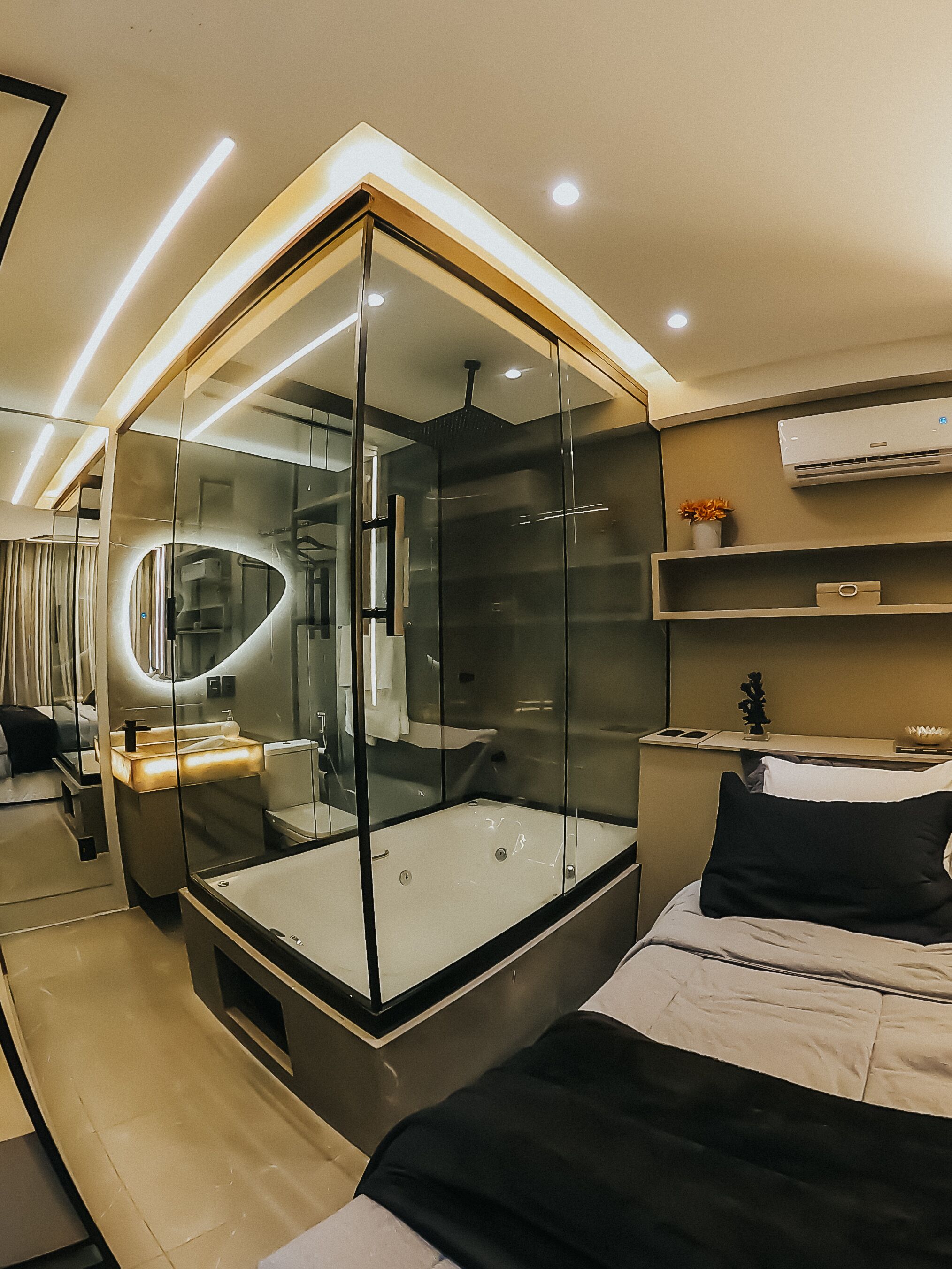 Suite de lujo | Bañera de hidromasaje privada