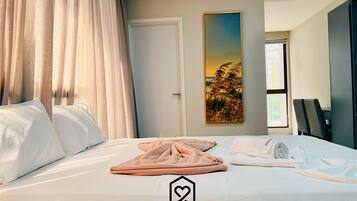 Apartamento tradicional | 1 quarto, individualmente mobiliados, Wi-Fi de cortesia, roupa de cama