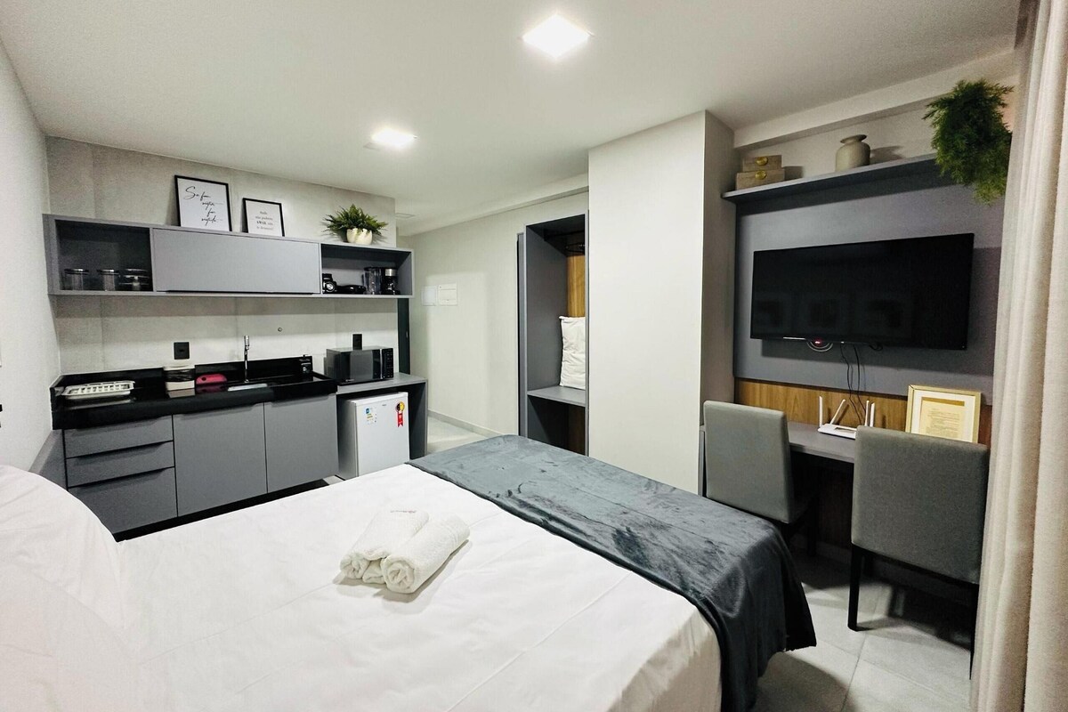 Triple Room | WiFi (free), individually furnished, bed sheets