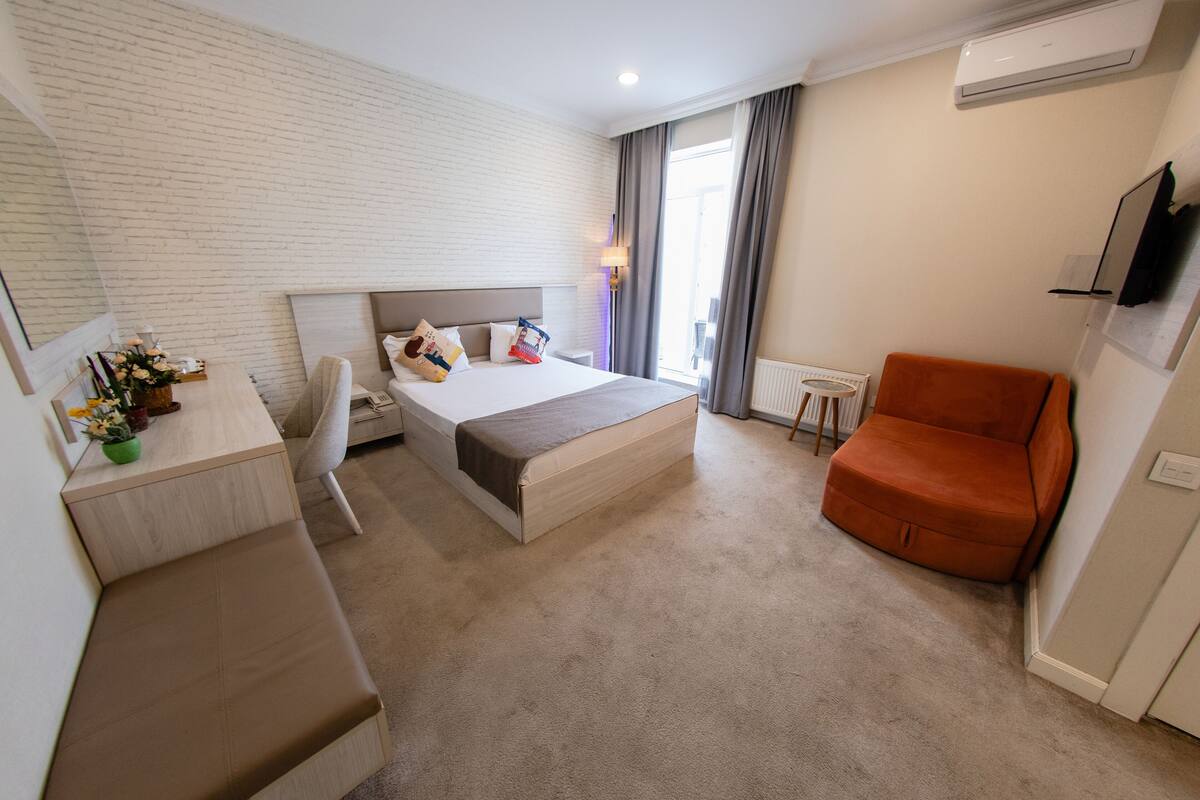 Kamar Double Deluks | Setrika/meja setrika, Wi-Fi gratis, dan seprai linen