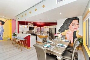 Dining - Rock N Royalty: Pool, Spa, Fire Pit, Pool Table! (Bermuda Dunes)