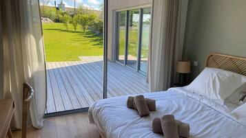 5 makuuhuonetta, silitysrauta/-lauta, vauvan matkasÀnky, ilmainen Wi-Fi