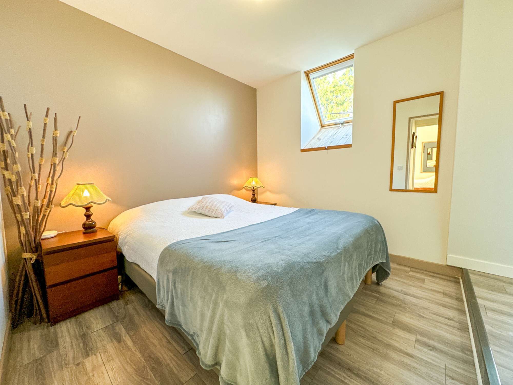 2 bedrooms, iron/ironing board, travel cot, WiFi