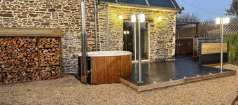 Brittany Group - 12/15 people - private Nordic bath and spa