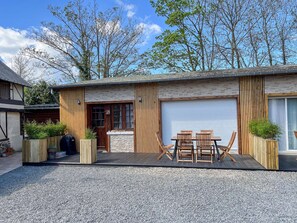 Outdoor dining - Brittany Group - 12/15 people - private Nordic bath and spa (Vessey)