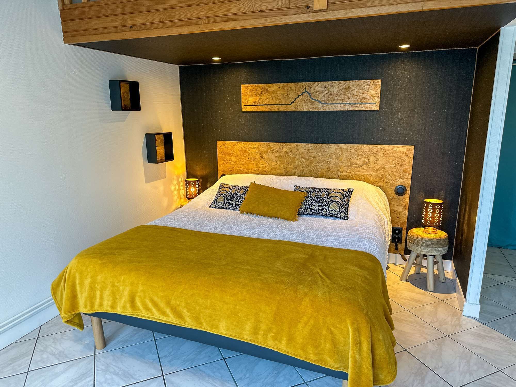 2 slaapkamers, een strijkplank/strijkijzer, reisbedje, wifi