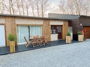 Outdoor dining - Brittany Group - 12/15 people - private Nordic bath and spa (Vessey)