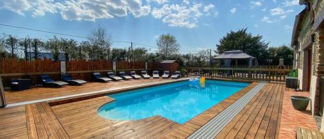 Innenpool, beheizter Pool