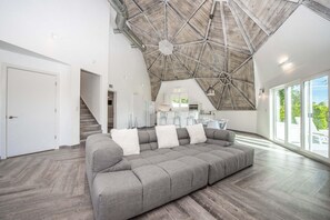 Casa, accessible, fumadors | 3 dormitoris i Internet